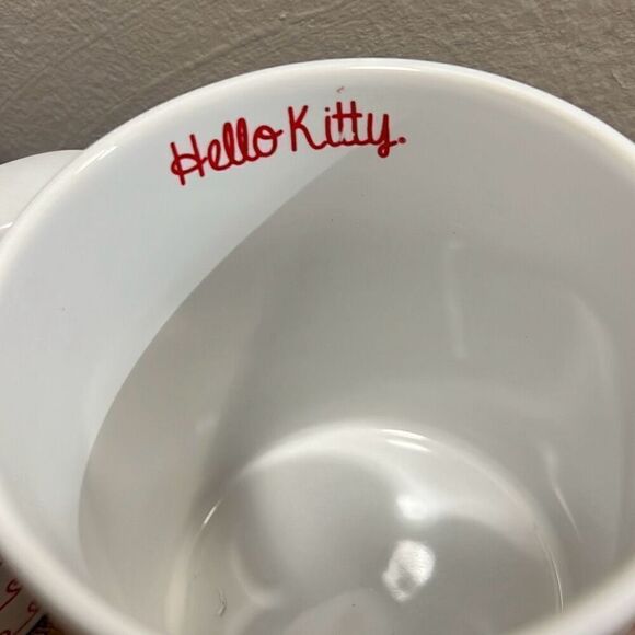 - New Release Hello Kitty Love Mug set of two. - Picture 3 of 5
